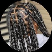 KNOTLESS BOX BRAIDS